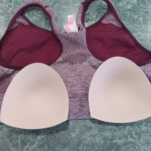 VICTORIA'S SECRET PINK SEAMLESS LIGHTLY LINED PADDED SPORTS BRA SIZE LARGE - Picture 8 of 9